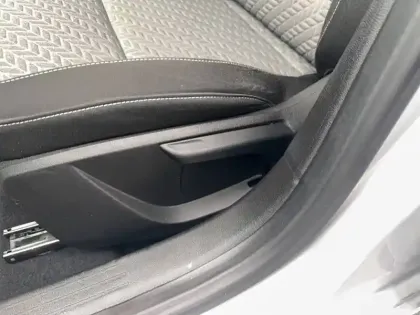 Photo 83 Renault Clio  TCe 90 X-Tronic