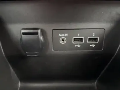 Photo 40 Renault Clio  TCe 90 X-Tronic