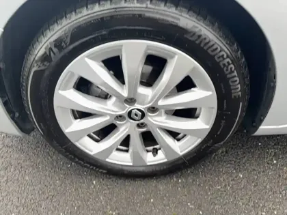 Photo 8 Renault Clio  TCe 90 X-Tronic