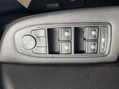 Photo 48 Renault Clio  TCe 90 X-Tronic