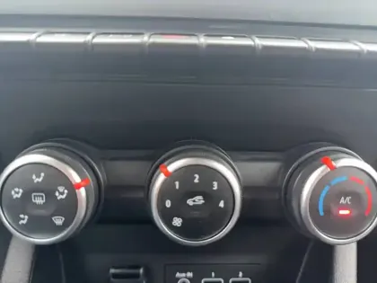 Photo 39 Renault Clio  TCe 90 X-Tronic