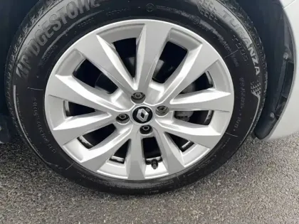 Photo 12 Renault Clio  TCe 90 X-Tronic