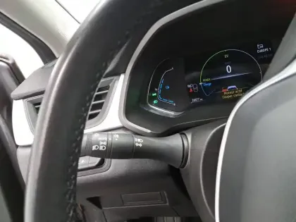 Photo 28 Renault Captur  E-Tech full hybrid 145