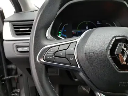 Photo 30 Renault Captur  E-Tech full hybrid 145