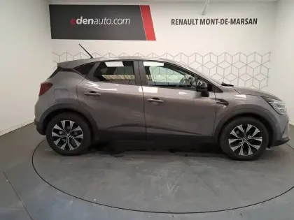 Photo 5 Renault Captur  E-Tech full hybrid 145