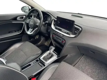 Photo 15 Kia Xceed  1.6 GDi Hybride Rechargeable 141ch DCT6