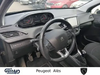 Photo 7 Peugeot 208  PureTech 82ch S&S BVM5