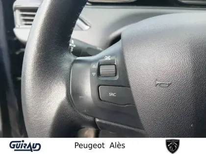 Photo 14 Peugeot 208  PureTech 82ch S&S BVM5