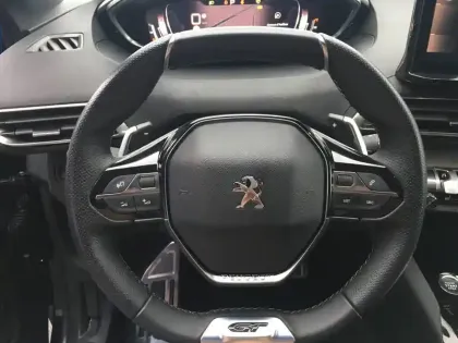 Photo 15 Peugeot 5008  PureTech 130ch S&S EAT8