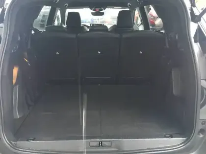 Photo 8 Peugeot 5008  PureTech 130ch S&S EAT8