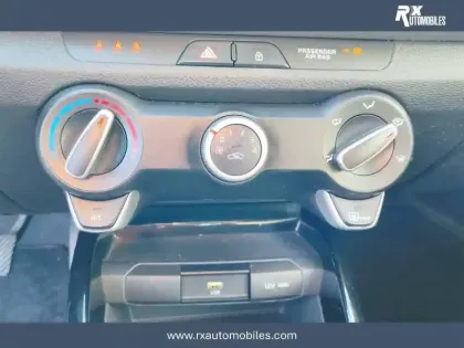 Photo 13 Kia Stonic  1.0 T-GDi 100 ch BVM6