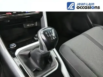 Photo 12 Volkswagen T-roc  2.0 TDI 116 Start/Stop BVM6