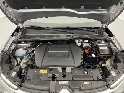 Photo 20 Citroën C4 e- 136 ch Automatique