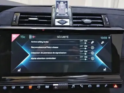 Photo 95 DS DS 7 DS7 Crossback Hybride E-Tense 225 EAT8