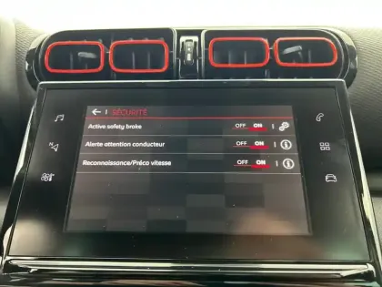 Photo 28 Citroën C3 Aircross  PureTech 130 S&S BVM6