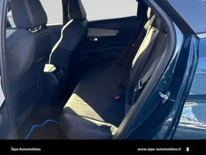 Photo 12 Peugeot 3008  PureTech 130ch S&S BVM6