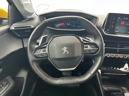 Photo 8 Peugeot 208  PureTech 100 S&S EAT8