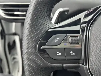 Photo 28 Peugeot 3008  BlueHDi 130ch S&S EAT8