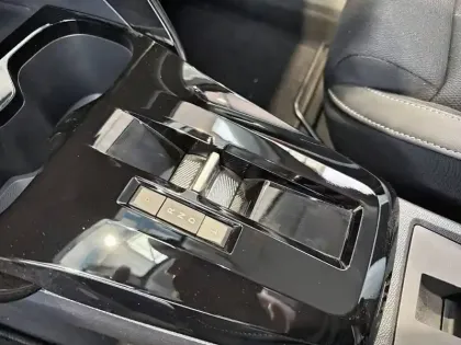 Photo 13 Citroën C3 Aircross  Hybride 145 e-DCS6