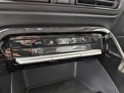 Photo 14 Citroën C3 Aircross  Hybride 145 e-DCS6