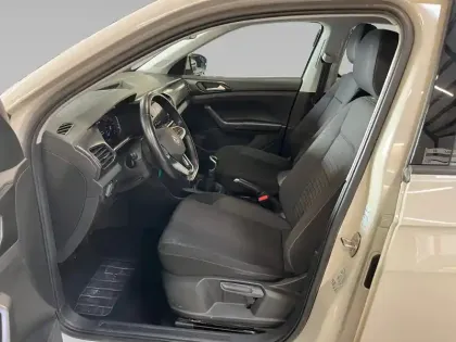 Photo 9 Volkswagen T-cross  1.0 TSI 95 Start/Stop BVM5