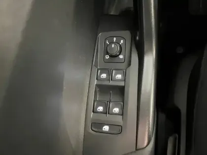 Photo 17 Volkswagen T-cross  1.0 TSI 95 Start/Stop BVM5