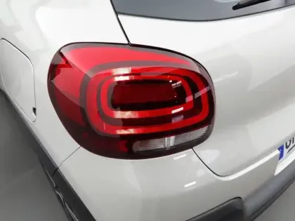 Photo 16 Citroën C3  PureTech 83 S&S BVM5