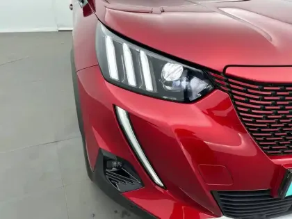 Photo 15 Peugeot 2008 Gén. II Ph1 NG GT 5