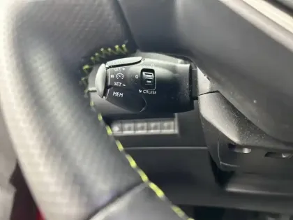 Photo 18 Peugeot 2008 Gén. II Ph1 NG GT 5