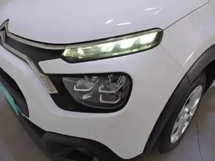 Photo 46 Citroën C3  BlueHDi 100 BVM6