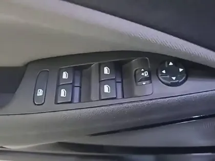 Photo 29 Opel Crossland X  1.2 Turbo 130 ch BVA6