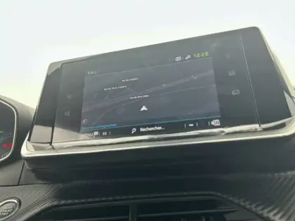 Photo 20 Peugeot 208  Electrique 50 kWh 136ch