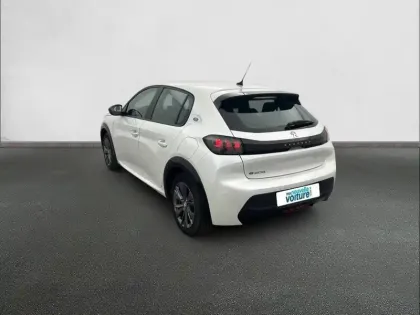 Photo 6 Peugeot 208  Electrique 50 kWh 136ch