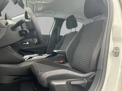 Photo 10 Peugeot 208  Electrique 50 kWh 136ch