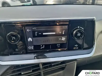 Photo 17 Peugeot 208  PureTech 75 S&S BVM5