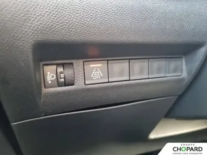 Photo 15 Peugeot 208  PureTech 75 S&S BVM5