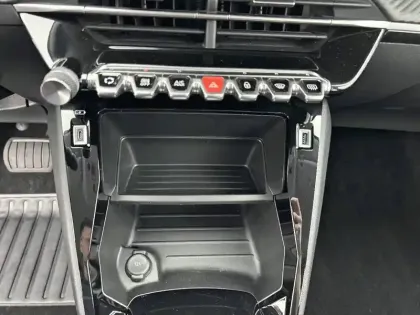 Photo 21 Peugeot 208 Gén. II Ph1 NG Active Pack 5