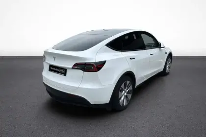 Photo 5 Tesla Model Y  Grande Autonomie Dual Motor AWD