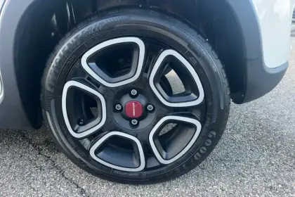 Photo 9 Fiat Panda  1.0 70 ch Hybride BSG S/S