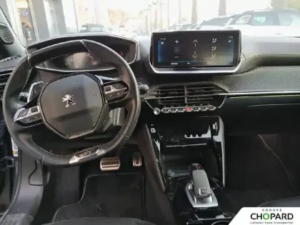 Photo 14 Peugeot 2008  PureTech 130 S&S EAT8