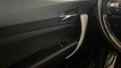 Photo 13 BMW Serie 1 116d 116 ch BVA8