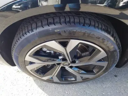 Photo 8 Renault Espace  E-Tech full hybrid 200 GSR2