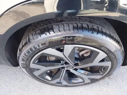 Photo 11 Renault Espace  E-Tech full hybrid 200 GSR2