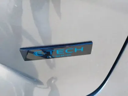 Photo 19 Renault Espace  E-Tech full hybrid 200 GSR2