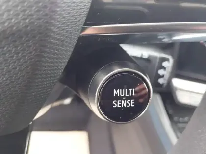 Photo 21 Renault Austral  E-Tech full hybrid 200 GSR2