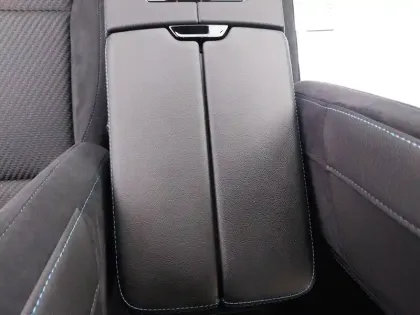 Photo 34 Renault Austral  E-Tech full hybrid 200 GSR2