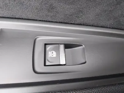 Photo 85 Renault Austral  E-Tech full hybrid 200 GSR2