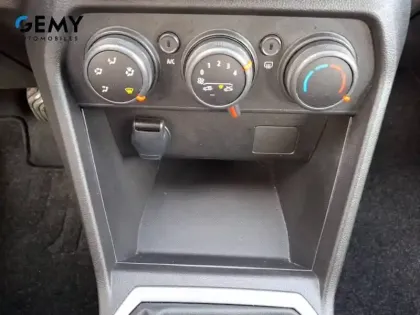 Photo 22 Dacia Sandero  SCe 65