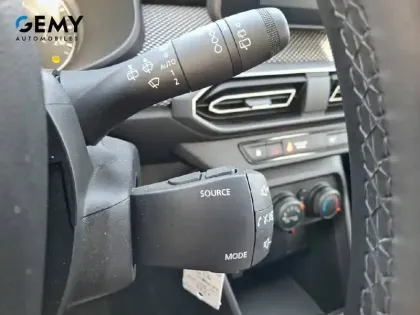 Photo 18 Dacia Sandero  SCe 65