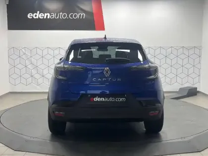 Photo 15 Renault Captur  E-Tech full hybrid 160 ch